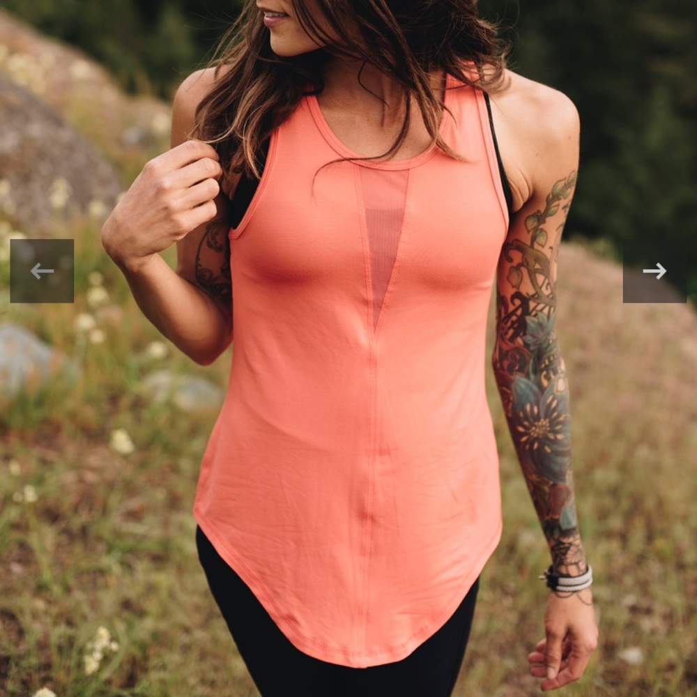 Zyia coral effortless tank. EUC.  Large